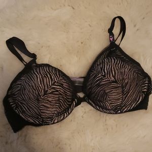 Victoria's Secret Very Sexy Pushup Push Up Bra 36c
